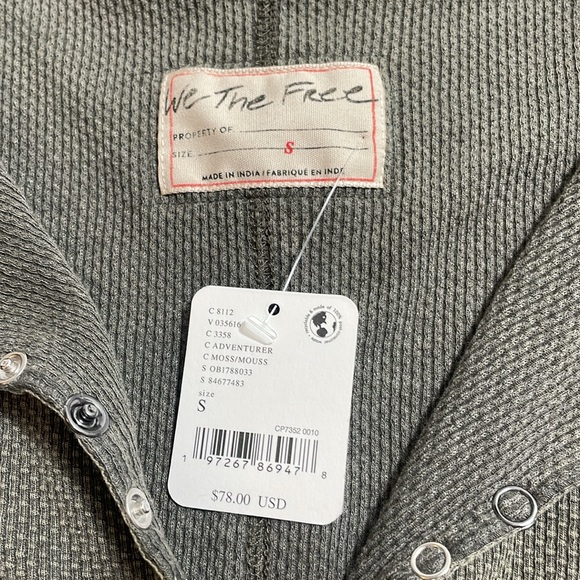 FREE PEOPLE WE THE FREE “Adventurer” thermal top in color “moss” - Picture 5 of 8